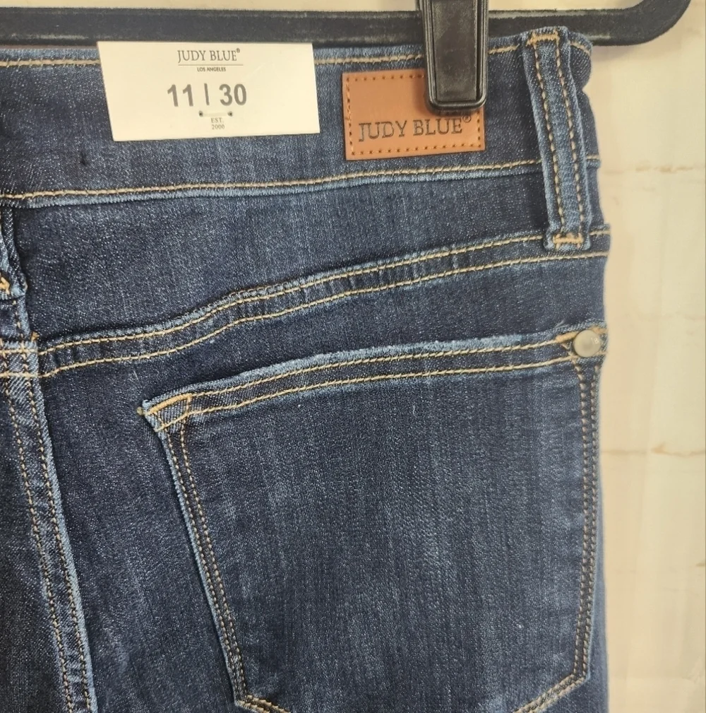 Judy Blue Natalie High Rise Flare Jeans Raw Hem Dark Wash Stretch Denim Size 30